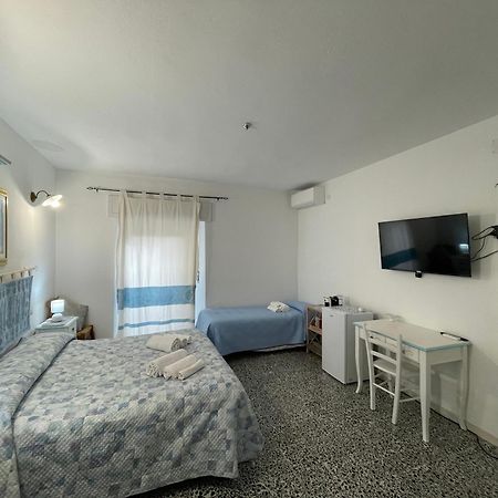 Affittacamere Il Vicoletto Aria Ona Villagrande Strisaili Exteriör bild