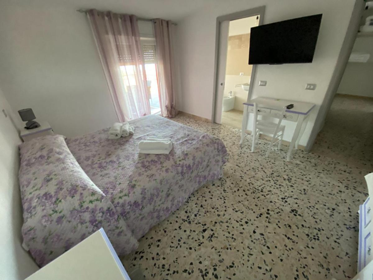 Affittacamere Il Vicoletto Aria Ona Villagrande Strisaili Exteriör bild