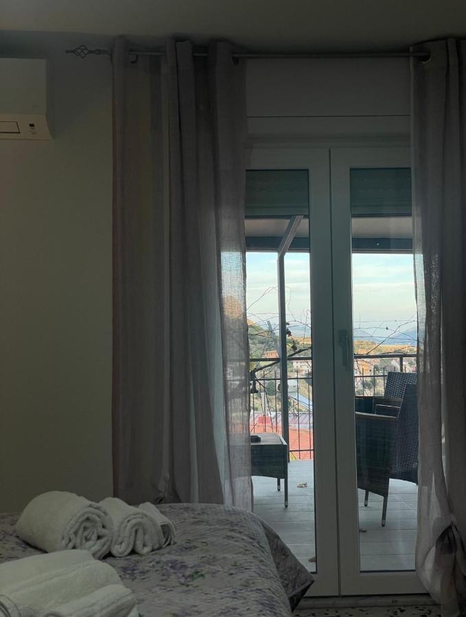 Affittacamere Il Vicoletto Aria Ona Villagrande Strisaili Exteriör bild