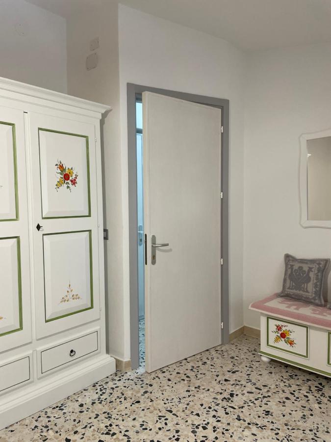 Affittacamere Il Vicoletto Aria Ona Villagrande Strisaili Exteriör bild